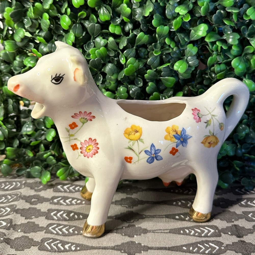 VTG Japan Cow milk dispenser with floral transfer motifs